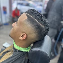 Yeison barber, 500 east tremont, Bronx, 10457