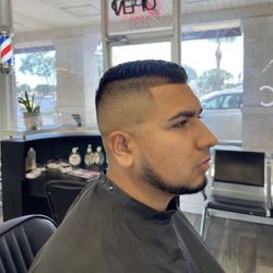 Executive Cuts Barbershop, 2650 Airport-Pulling Rd, Suite E, E, Naples, 34112