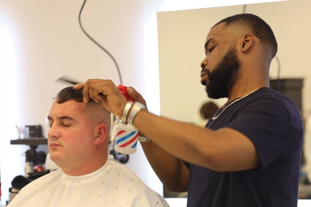 Barbershops Near Me in Lisle  Find Best Barbers Open Near You!