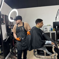 Clean Cuts Only (Oscar), 2800 Southcenter Mall Seattle, WA, 2nd floor, Tukwila, 98188