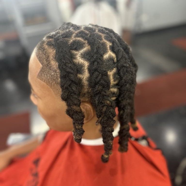 Locs By 86, 345 Ruth Cir, Bolingbrook, 60440