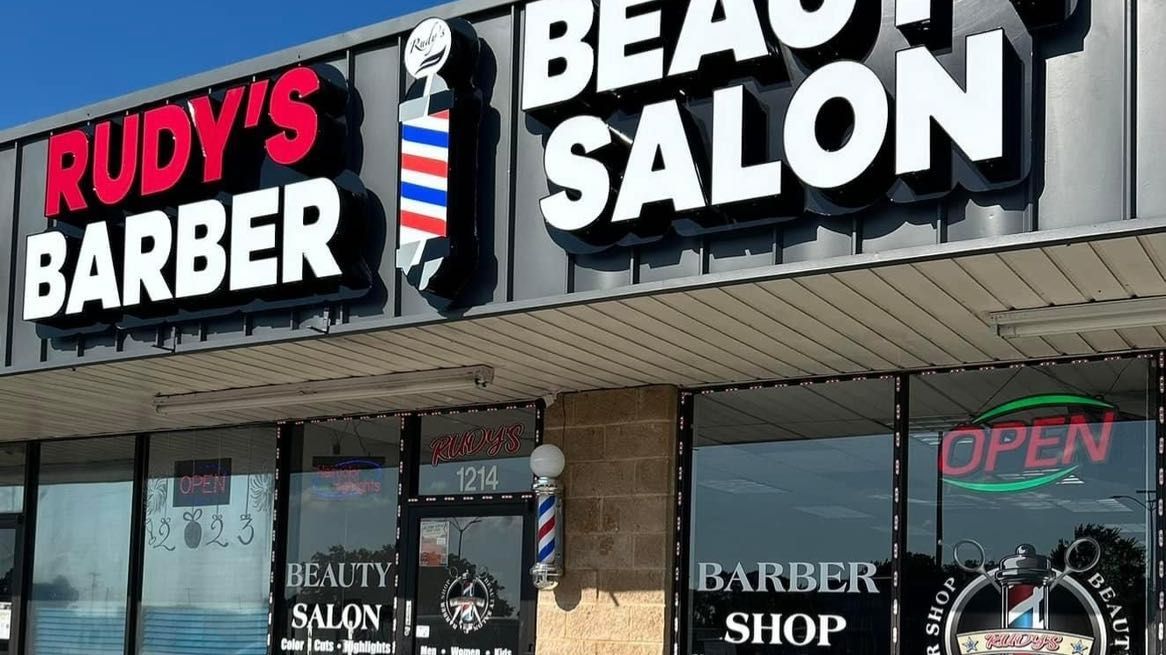 How to open a barber shop - Clover Blog