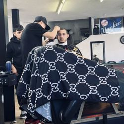 Luis barber, 130 Center St, Manchester, 06040
