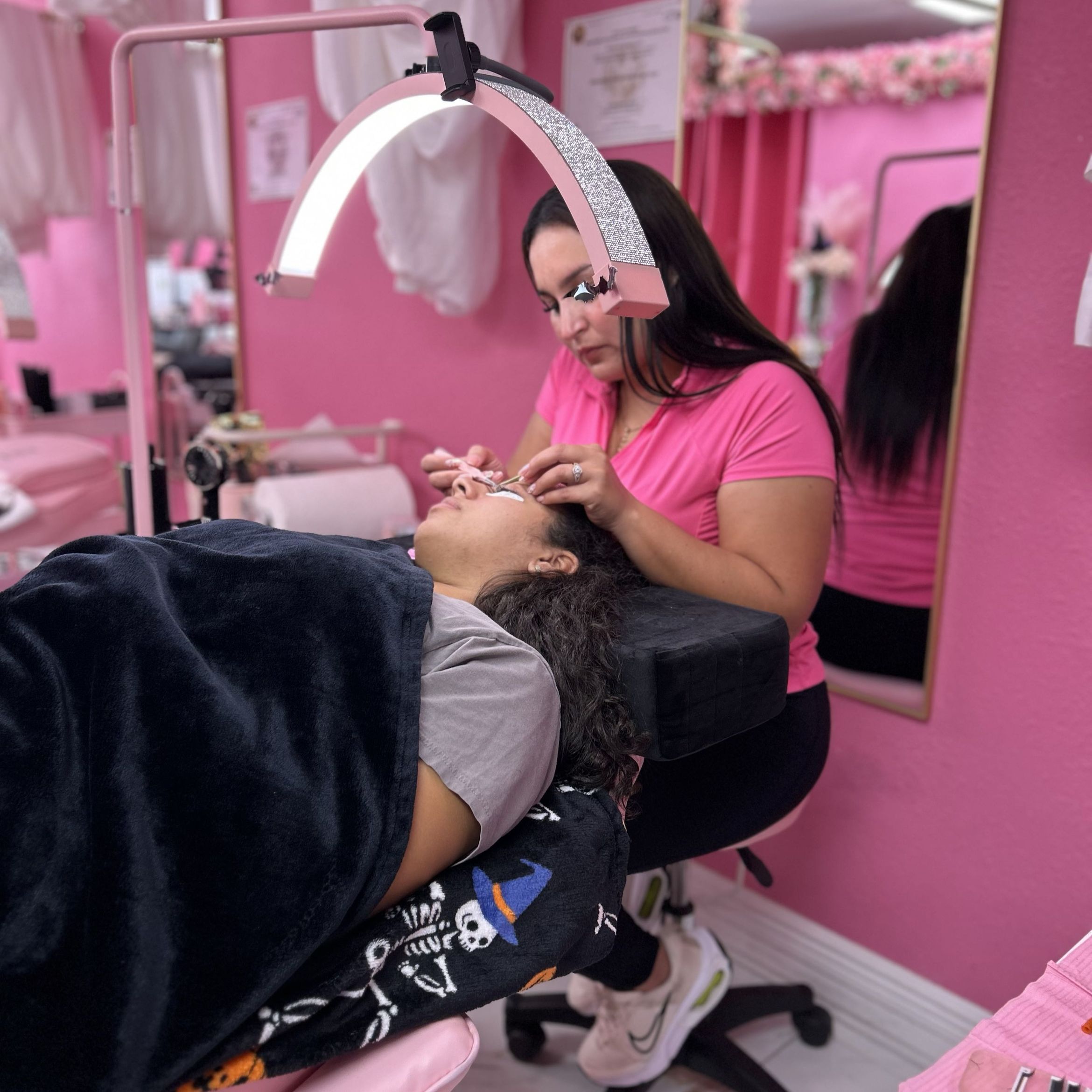 Yole Hernández Lash Studio, 7345 Jackson Springs Rd, Unit C-1, Tampa, 33615