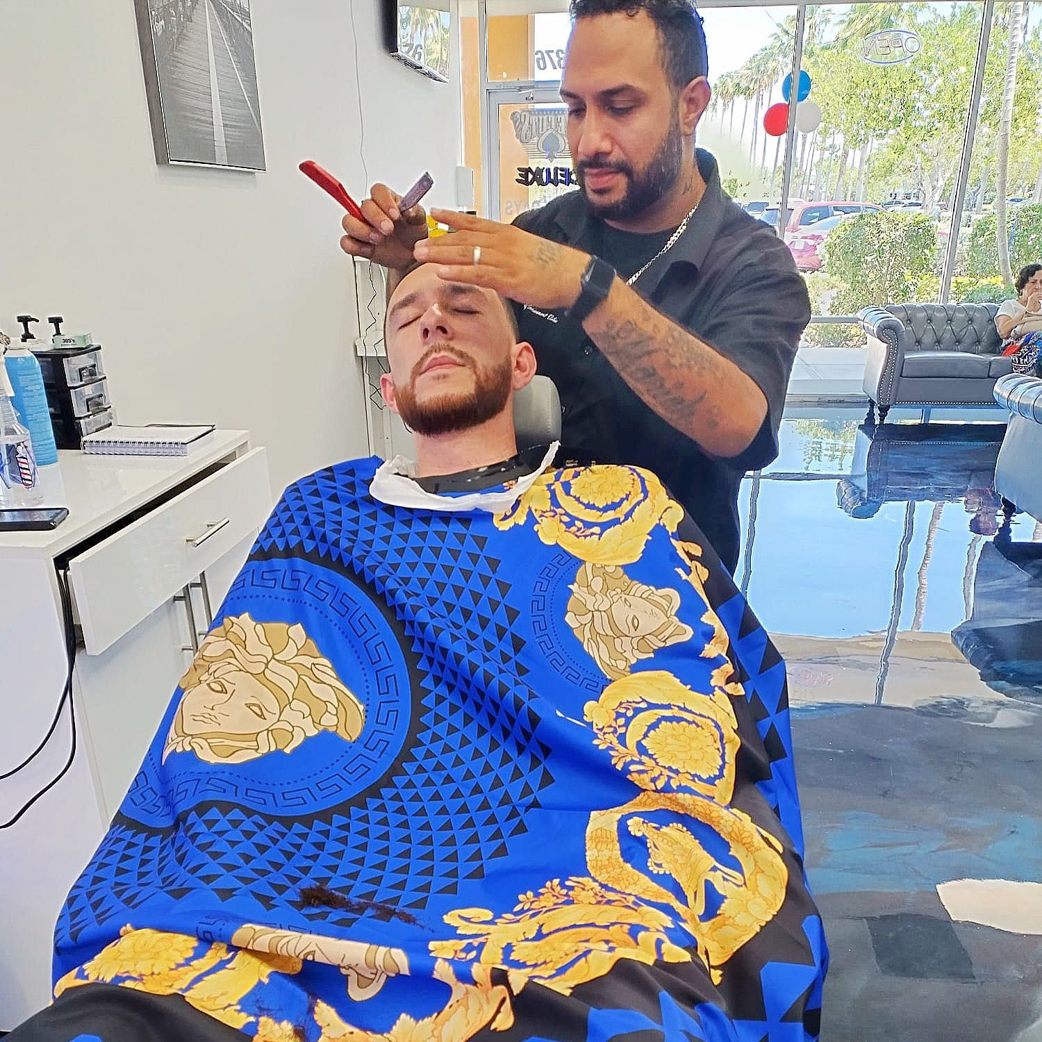 Johnny - Ace Cuts Deluxe Barbershop