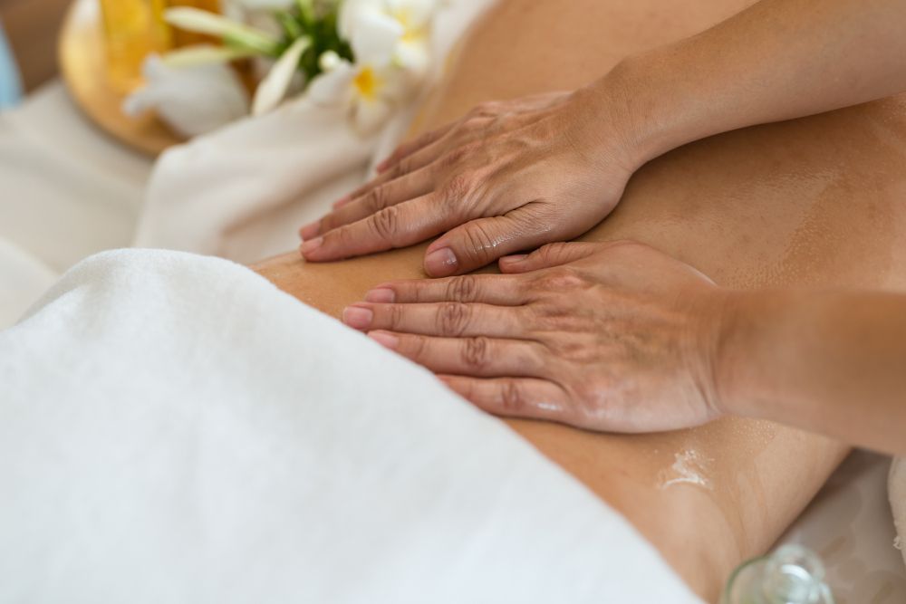 What is a Hawaiian massage?