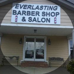 Everlasting Barbershop, 5932 Highway 51 N, Coming Around The Building Walk Right Into My Door. Parking Is Around The Building Also., Horn Lake, 38637