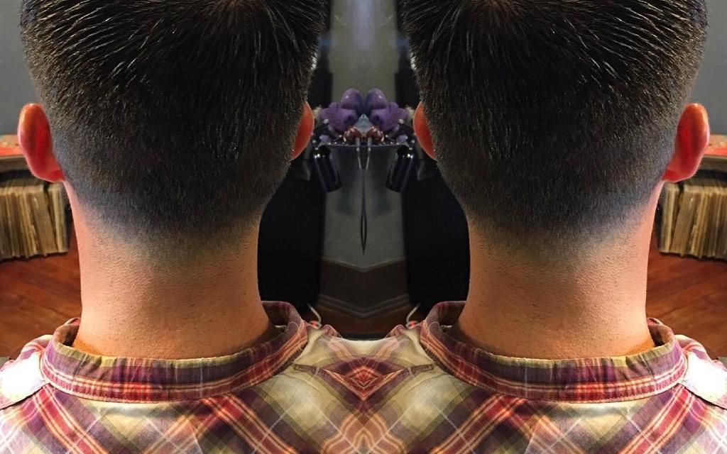 Freestyle design 🔥💈 Book Now 👉🏽 stevenblessedhands.booksy.com  Barbershop: @cutbyfaith.hairstudio #barber #barbershop #visalia…