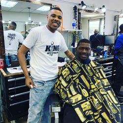 King of The Hill Barbershop, SE 240th St, 10214, Kent, 98031