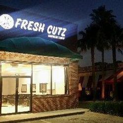 Freshcutz barbershop LLC 2, 4802 east freeway, Baytown, 77520