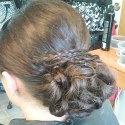 Laura's Hair Frenzy, 192 stratton rd, Rutland, 05701