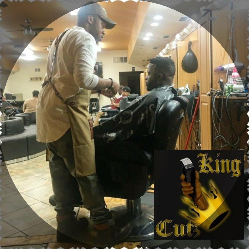 Kingcutz, 2509 West 79th Street, Chicago, 60652