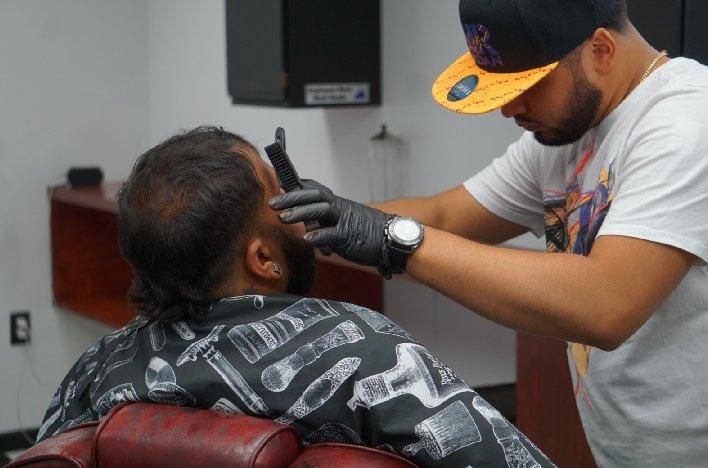 Barbershops Near Me in Hazleton  Find Best Barbers Open Near You!