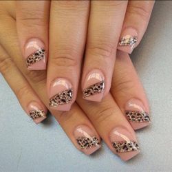 Sandrita's nails & Beauty, 39 Ne 5 ave, Hialeah, FL, 33010