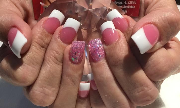 What are the reviews of the customers after using nail services at V's Nails  - nail salon 70808