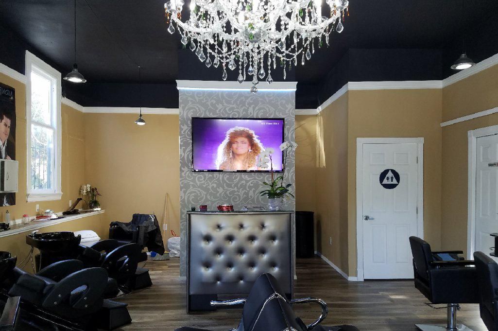 Posh Salon - 2444 Fillmore St, San Francisco, CA 94115, USA