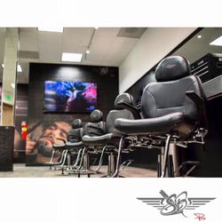 Signature Barbershop, 14400 bear valley rd, Victorville, 92394