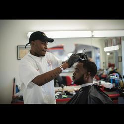 R&D’s barbershop and hair salon, 1114 Stumpf blvd, Gretna, LA, 70053