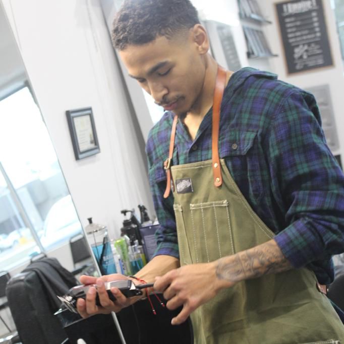 Noah Ze Barber, 14601 Bellaire Blvd. #30, Houston, TX, 77083